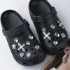 Hebilla de zapatos con lazo plateado, accesorios para bricolaje, decoración de zapatos con agujeros extraíbles, accesorios de flores para zapatos de alta gama, hebilla