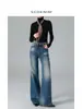 Jeans Feminino de Cintura Alta Estilo Vintage, Caimento Solto, Boca Larga Flare, Comprimento Longo, Lavado, Outono/Inverno 2025, Relaxado