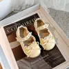 Zapatos de Princesa para Niñas 2026 Otoño Nuevos Zapatos Pequeños de Cuero para Niñas Bebés Suela Suave Zapatos Individuales de Perla