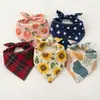 Bandana Triangular para Mascota Celebridad de Internet Gato Perro Mascota Bandana Triangular Personalización Admite Patrones Tamaños Procesamiento de Producción en Masa