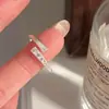 Anillo Cepillado de Estrella Escalonada Estilo Coreano para Mujer, Sentido de Nicho de Alta Gama, Apertura Ajustable, Lujo Ligero, Personalidad, Versátil, Nuevo Adorno