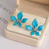 Pendientes Azules Estilo Coreano Flor Azul Aguja de Plata, Estilo de Vacaciones de Nicho, Atmósfera Suave, Pendientes Tachonados de Diamantes, Versátiles y de Moda para el Trabajo