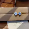 Diseño Exclusivo Aretes Cuadrados Azul Claro Zirconia de Azúcar Set de Collar Ilumina la Piel Realza el Temperamento Exquisitos Pendientes Joyería para el Día a Día