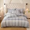 Conjunto de cama de quatro peças, 100% algodão, qualidade A, espessado e escovado para maior conforto, adequado para outono e inverno, atacado e dropshipping disponíveis do fabricante para vendas transfronteiriças