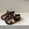 Zapatos infantiles retro con cabeza de concha desgastada para niños pequeños, zapatillas para niños, zapatos de lona con estrella para niñas, zapatos blancos para niños, bebé otoño