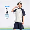 Roupas Infantis Zuoxi Conjunto de Verão para Meninos 2026 Novo Modelo Roupa Esportiva Infantil de Secagem Rápida Camiseta de Manga Curta Conjunto de Verão Estiloso