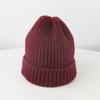 Chapéu de tricô liso infantil outono e inverno mesmo estilo chapéu de lã moderno para bebês meninos chapéu de puxar