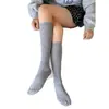 Calcetines nuevos para mujer de primavera y verano, calcetines de punta dividida, color liso, versátiles, hechos de seda de morera, transpirables, calcetines únicos de pezuña de cerdo de dos dedos hasta la pantorrilla apilados