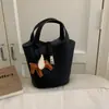 Bolsa bucket estilo cesta da moda para mulheres, nova coleção outono 2026, bolsa de ombro estilo coreano, cor sólida simples, bolsa transversal de nicho