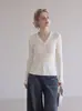 Nuevo suéter de punto de manga larga liso de cuello en V ajustado estilo minimalista para mujer 2026