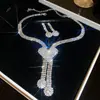 Set de Pendientes y Collar de Borla de Diamante Super Brillante Estilo Palacio Perlas Lujo Accesible Gama Alta Cadena para Clavícula Diseño Joyería