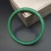 Pulsera de jade color esmeralda anti-calcedonia pulsera redonda delgada pulsera de cristal tintineante pulsera de jade verde espinaca para mujer regalo en vivo