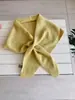 Xale grande triangular de tricô liso de alta qualidade estilo coreano para mulheres, nova moda outono e inverno, aquecedor de pescoço quente e estiloso