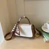 Bolso Femenino de Moda de Nicho Transfronterizo Otoño 2026, Elegante y Versátil para Hombro, Cruzado, Bolso de Mano, Elegante Bolso Cuadrado Pequeño