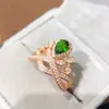Anel Coroa Completa de Diamante para Mulheres Prata 925 Anel de Dedo Indicador Fashion Luxo Acessível Anel de Proposta Inlaid com Diopsídio Natural