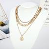 Collar multicapa con letras de diamantes de moda de joyería transfronteriza, colgante sencillo de hip-hop para mujer con 26 letras en inglés