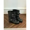 Botas Sazonais Primeiro Encontro para Mulheres 2026 Novo Outono Retrô Versátil Rebite Salto Bloco Panturrilha Larga Hot Girl Emagrecedor Franzido