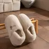 Pantuflas de Algodón de Osito de Dibujos Animados para Mujer 2026 Otoño/Invierno Nuevo Estilo Interior Con Felpa Cálida Antideslizante Cubierta en el Talón Zapatos de Algodón para el Hogar para Hombre