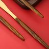 Juego de vajilla de acero inoxidable 430 con cuchillo, tenedor y cuchara de estilo occidental de imitación de madera.