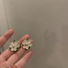 Pendientes de clip de oreja verde fresco para mujer, sin orejas, con diseño de nicho, pendientes de verano sencillos de alta calidad al por mayor