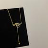 Nuevo collar dorado con colgante de candado de calabaza Ruyi de estilo chino para mujer, ligero, de lujo, de alta gama, exquisito, combina con todo.