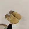 Mules cerrados para mujer estilo Birkenstock con plataforma alta, modelo nuevo Otoño/Invierno 2026, sandalias slip-on extremadamente estilosas