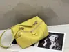 Nova Bolsa de Ombro Feminina em Couro Genuíno, Couro Bovino Natural de Primeira Camada, Bolsa Almofada de Alto Padrão, Bolsa Grande para o Dia a Dia Feminina