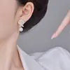 Pendientes elegantes y lujosos de circonita y perla, estilo commuter de lujo ligero, pendientes de botón de flor con goteo de aceite, pendientes exquisitos de moda y versátiles