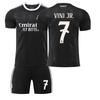 25-26 Uniforme de Entrenamiento del Real Madrid Negro Camiseta de Fútbol para Niños Número 9 Mbappe 7 Vinicius 15 Gueyer Set de Camisetas