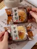 Bolsa de Embalaje para Pastel de Luna con Charola, Bolsa para Pastel de Yema de Huevo, 50g, Sellado a Máquina, Sello 2026, Charola Inferior Auto-Sellable, 100g, Engrosada con Relleno Líquido