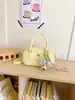 Bolso Boston de Nueva Moda Transfronterizo con Patrón de Lichi para Viajes Diarios Estilo Coreano Nicho Ins Bolso de Hombro Cruzado Tipo Almohada Bolso de Mujer
