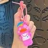 Llavero de martillo que hace ruido para aliviar el estrés de panda, colgante de martillo pequeño de silicona de capibara chillón, lindo regalito