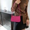 Bolso de fieltro para axila 2024 nuevo bolso cuadrado pequeño bolso de hombro de moda coreana patrón de piedra bolso de mujer bolso creativo para todo