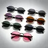Óculos de Sol Femininos Elegantes com Armação Oval de Metal, High-End, Estilo Retrô, Emagrecimento Facial, Proteção UV, Óculos de Sol para Proteger do Sol no Estilo de Rua