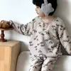 Nuevo Conjunto de Pijama Infantil Otoño/Invierno 2026 Niños Niñas Terciopelo de Nieve Ropa de Casa Plus Terciopelo Engrosado Traje de Terciopelo de Una Pieza