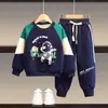 Ropa de niño otoño traje de niño otoño manga larga suéter de dibujos animados pantalones casuales ropa deportiva para niños conjunto de dos piezas