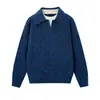 Camisa polo falsa de duas peças com decote em V e detalhe torcido, malha, roupa de malha masculina para outono e inverno, roupa de negócios, malha para exportação e atacado internacional.