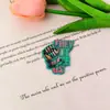 Venta Caliente Transfronteriza Día de San Valentín Temática de Amor Acrílico Resina Una Cara Dibujos Animados Abeja Moño Cápsula Accesorios