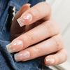 Parche de uñas nude de primavera y verano popular blanco hielo transparente pequeño fresco que lleva un suave removible caja de 24 piezas