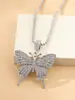 Colar Grande Borboleta com Strass Estilo Europeu e Americano Pingente Trendy Cool Girl Moda Street Hip-Hop Personalidade Unissex Corrente Longa para Suéter