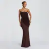 Moda Femenina Transfronteriza Estilo Europeo y Americano 2026 Modelo Nuevo Vestido Largo Sexy Liso Sin Tirantes Ajustado Bodycon Vestido de Gala con Cuello Halter