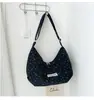 Bolso de Corduroy tipo Dumpling de Gran Capacidad Estilo Coreano Otoño e Invierno Estilo Ins Bolso de Hombro Bolso Cruzado para Estudiantes para la Clase y el Trayecto Diario para Mujeres