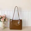 Bolsa Tote Retrô Tendência para Commuter Feminina, Novo Estilo Inverno 2025, Bolsa de Ombro Simples de Grande Capacidade