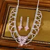 Collar de borlas de encaje con circonitas incrustadas de diamantes, cadena para la clavícula de nicho de lujo ligero, juego de joyería de moda dulce exquisito estilo palacio