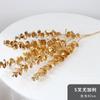Material de flores doradas Hoja de ginkgo Eucalipto Fruto de acebo rojo Simulación Ramo de flores Cubo de Año Nuevo Adornos de decoración de flores de Año Nuevo