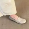 Estilo minimalista com um toque descontraído, sapatos de bico redondo com aumento interno de altura 4cm Mocassins slip-on versáteis para o trabalho, sapatos para relaxar