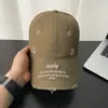 Gorra de Béisbol Retro Desgastada Estilo Americano Versión Coreana con Agujeros y Bordado, Gorra de Mezclilla Tipo Pico Adelgazante para Hombre