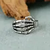 Anel de Cabeça de Dragão do Zodíaco Supremo Transfronteiriço Europeu e Americano Anel de Personalidade Caveira Punk Joia de Mão Dominadora Retrô Masculina