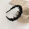 Faixa de Cabelo Bolha em Fio com Pérolas Florais Estilo Chanel para Mulheres, Presilha de Cabelo Versátil e Elegante, Faixa de Cabelo Dentada Antiderrapante