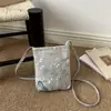 Bolso Cruzado para Hombro Simple y Versátil Bordado Estilo Chino para Mujer 2026, Bolso de Teléfono Móvil de Moda y Tendencia Bolsos para Mujer